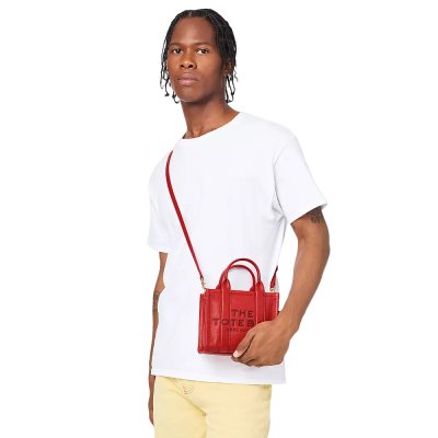 THE LEATHER CROSSBODY TOTE BAG